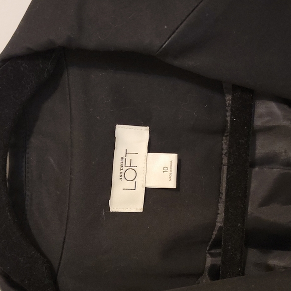 LOFT Jacket - Picture 4 of 4